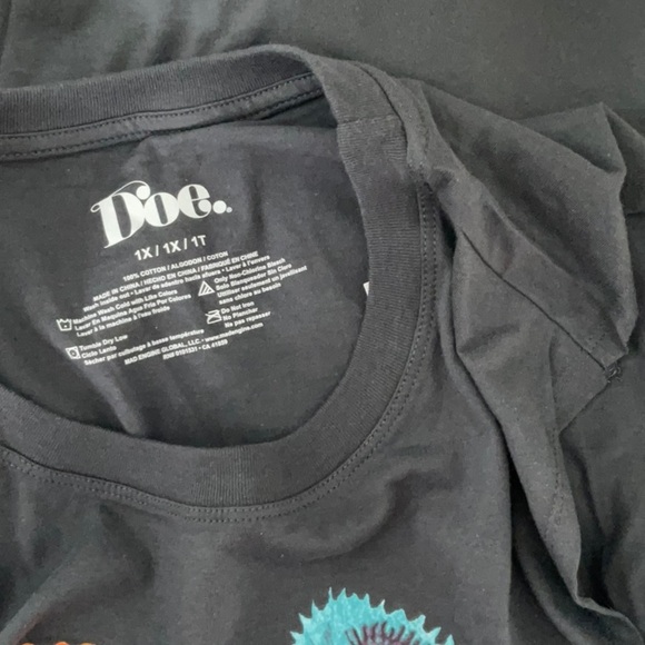 Doe. - Women’s Graphic Tank Top Size 1X - Picture 11 of 12